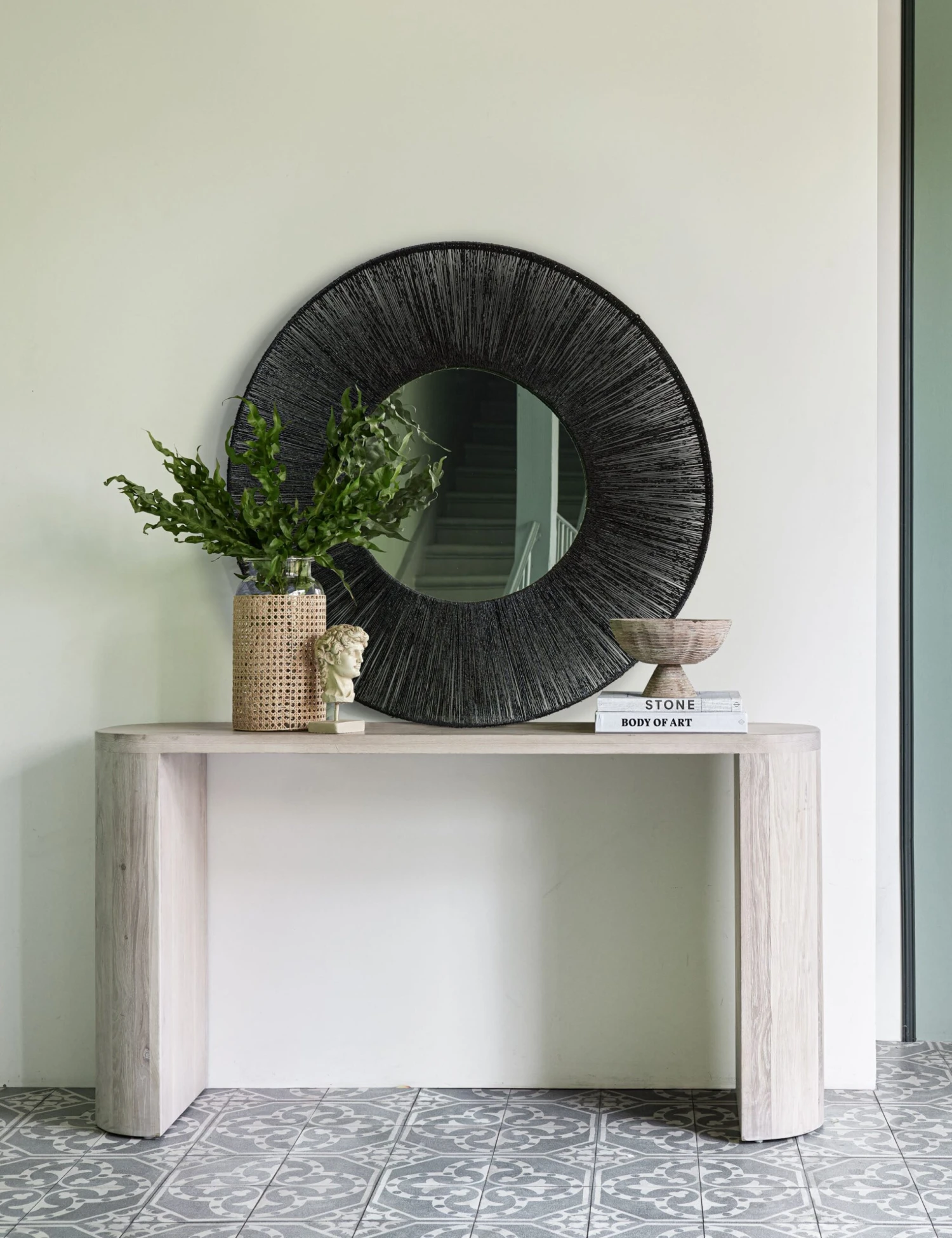 Luna Console Table - Image 8